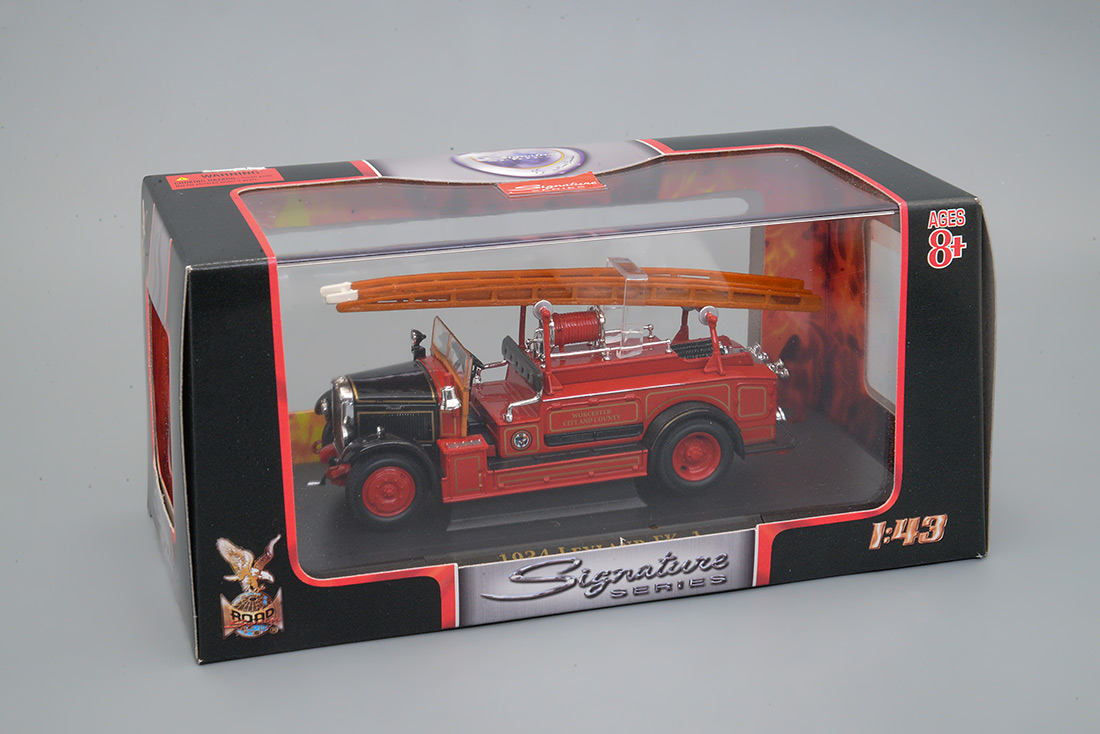43009LT 1934 пожарная машина Лейланд FK-1 Lucky Toys