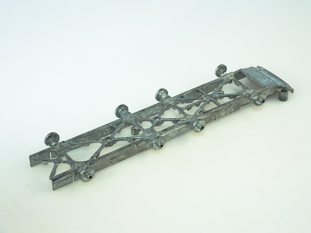 1416AVD Сборная модель ЗИЛ-135ЛМ бортовой AVD Models