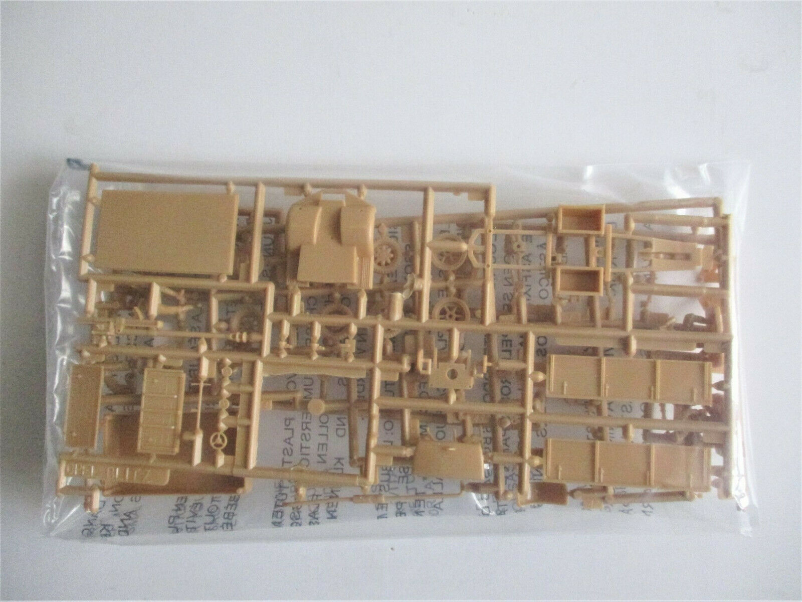 A02315V Сборная модель Пушки и тягача Opel Blitz & Pak 40 Gun Airfix