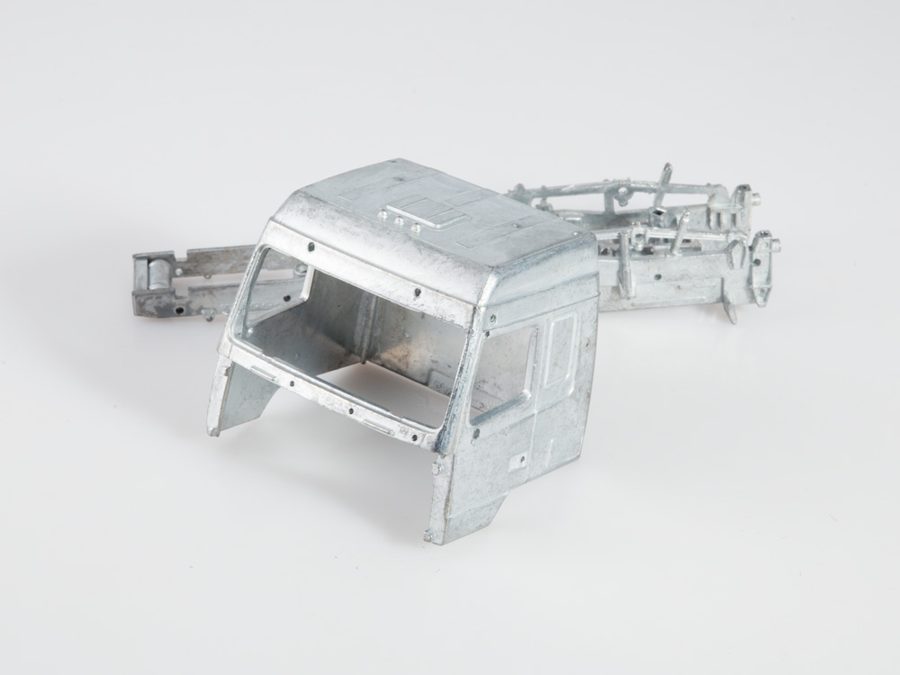 1455AVD Сборная модель МАЗ-5440 седельный тягач AVD Models