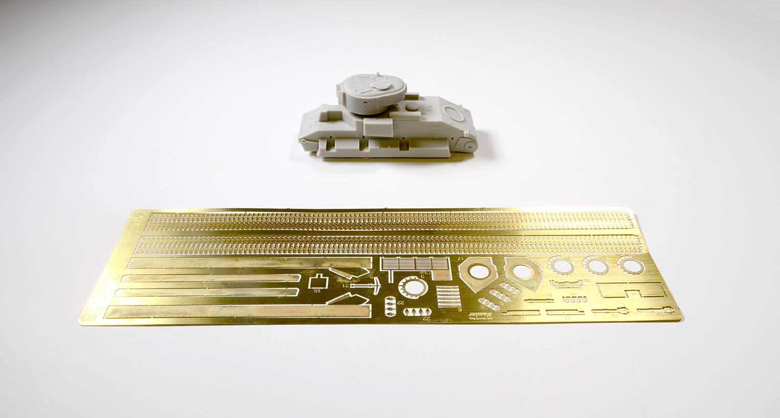 MP72-414 Сборная модель из пластика Russian T-28 Tank MIG Productions