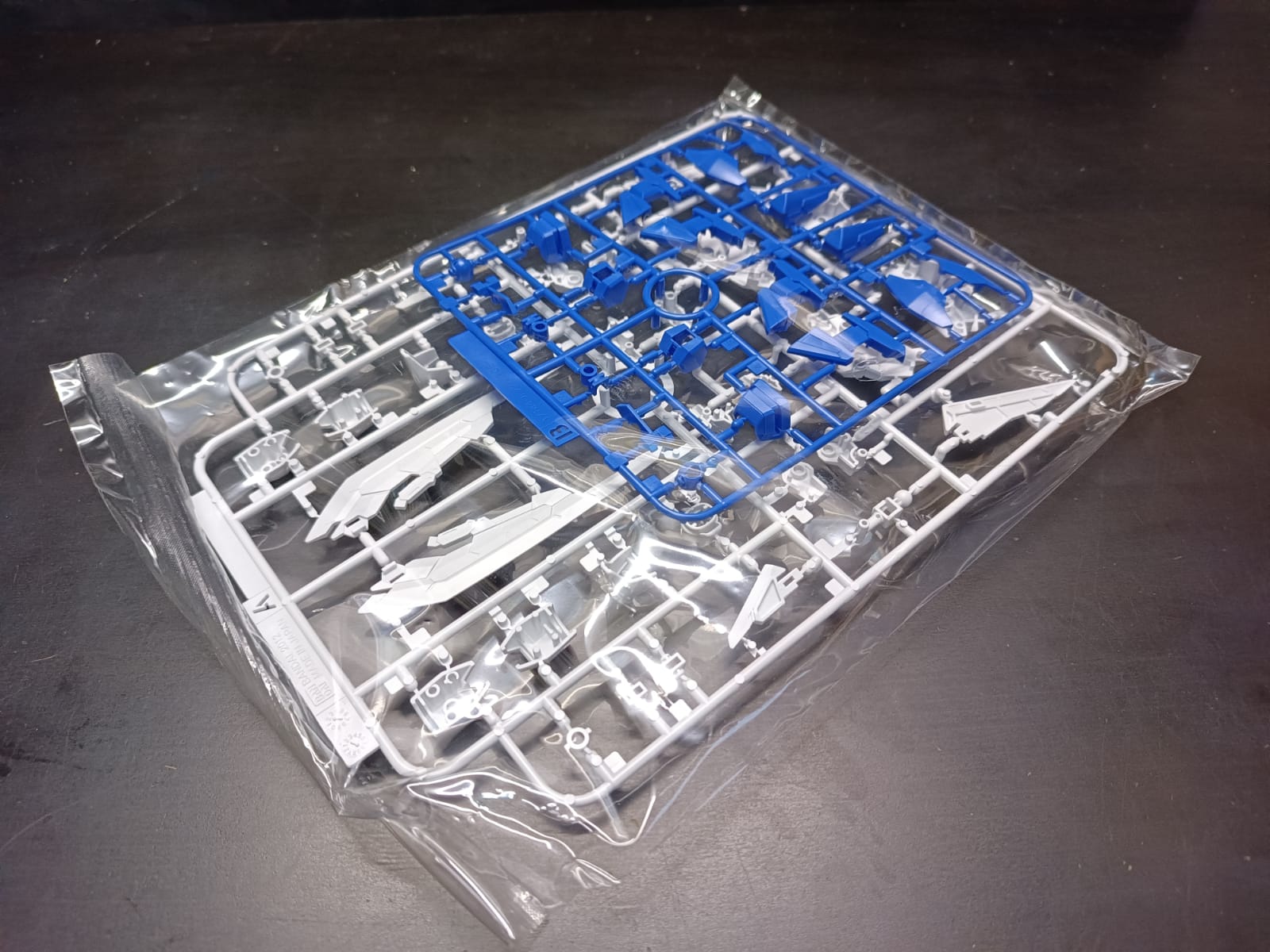 BND-AGE1Raz Дополнение к модели HG Bandai Gundam AGE-1 Razor(AGE-1r) (дополнение к модели 001) Bandai