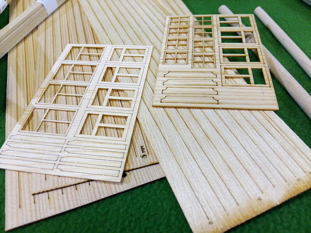 3507 сборная деревянная модель Деревенская изба с соломенной крышей СВ Модель