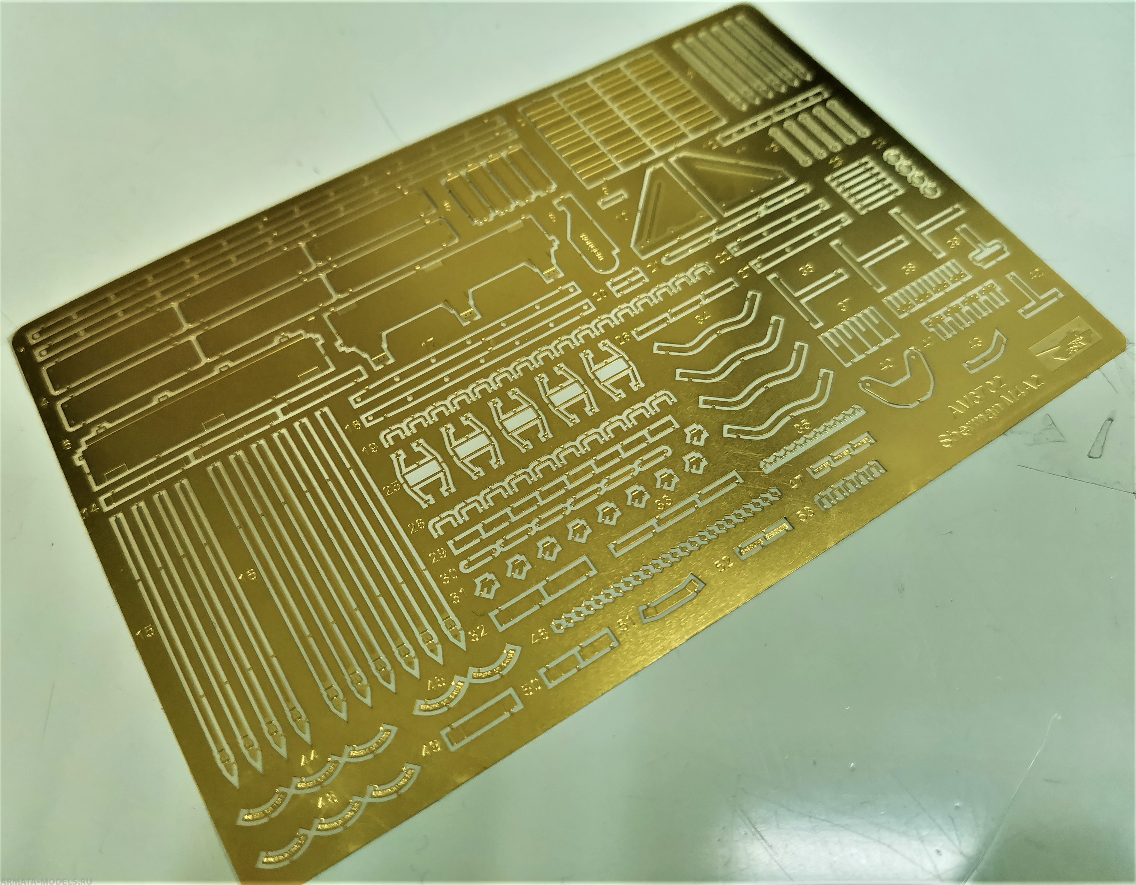 AM3702 Фототравление на Американский средний танк Шерман М4А2